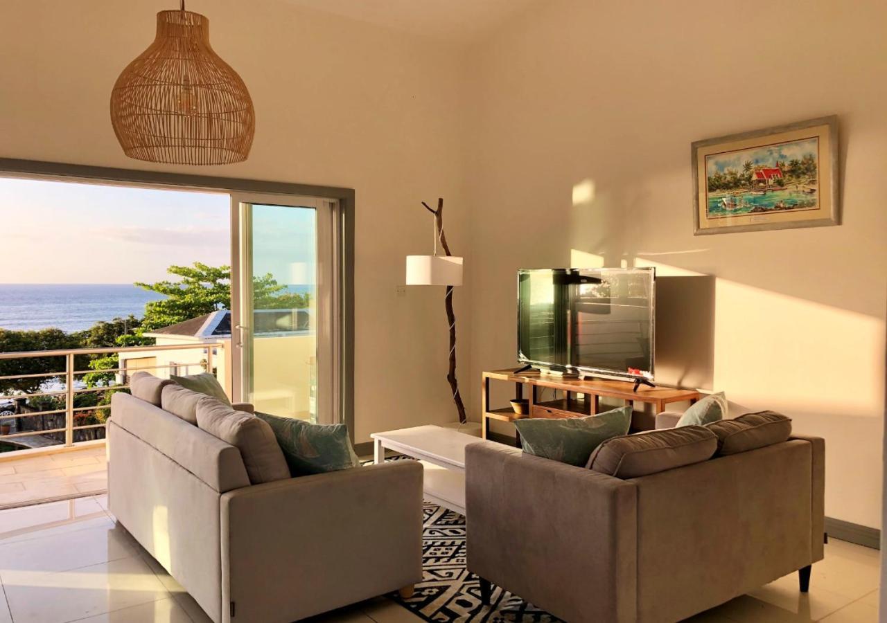 Frangipanier 2 Bedrooms Sea View Penthouse Trou aux Biches Exterior photo